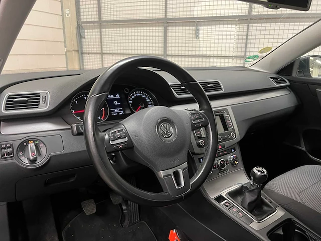 Volkswagen passat variant 2.0 tdi comfortline bluemotion 140pk 2012, 31-tng-7 - afbeelding 15 van  52