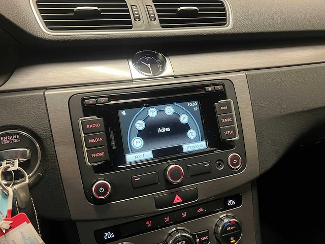 Volkswagen passat variant 2.0 tdi comfortline bluemotion 140pk 2012, 31-tng-7 - afbeelding 27 van  52