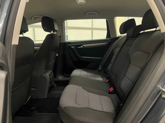 Volkswagen passat variant 2.0 tdi comfortline bluemotion 140pk 2012, 31-tng-7 - afbeelding 37 van  52