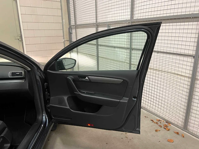 Volkswagen passat variant 2.0 tdi comfortline bluemotion 140pk 2012, 31-tng-7 - afbeelding 48 van  52