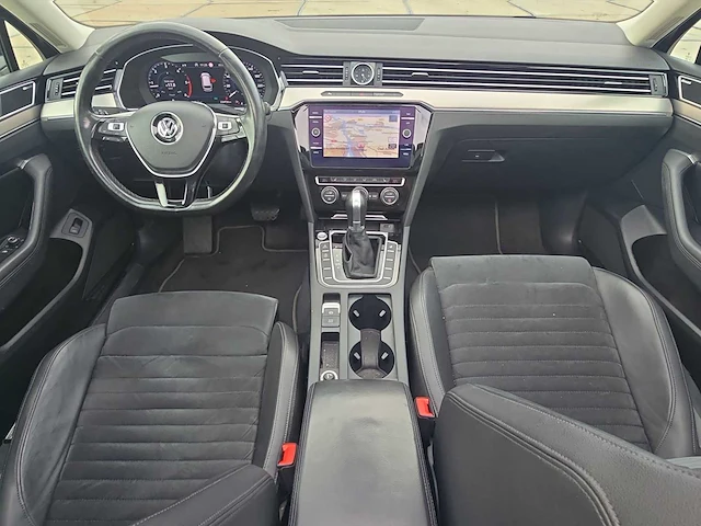 Volkswagen passat variant 2.0 tdi connected series plus 2017 | n-531-nd - afbeelding 22 van  33