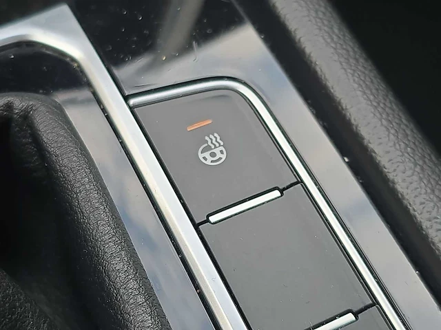 Volkswagen passat variant 2.0 tdi connected series plus 2017 | n-531-nd - afbeelding 26 van  33