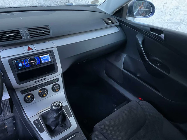 Volkswagen passat variant 2.0 tdi highline 140pk 2008, 29-zkv-8 - afbeelding 18 van  32