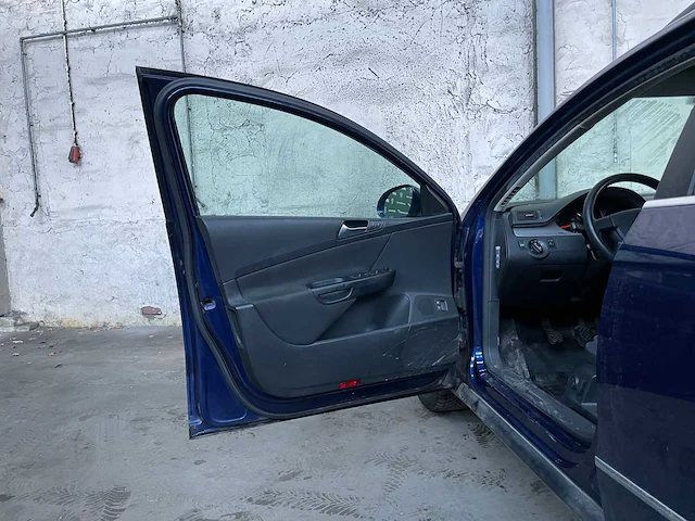 Volkswagen passat variant 2.0 tdi highline 140pk 2008, 29-zkv-8 - afbeelding 28 van  32