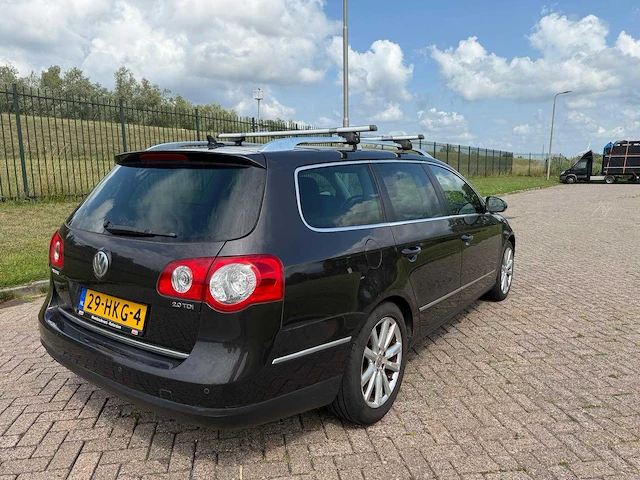 Volkswagen passat variant 2.0 tdi highline , 29-hkg-4 - afbeelding 12 van  28