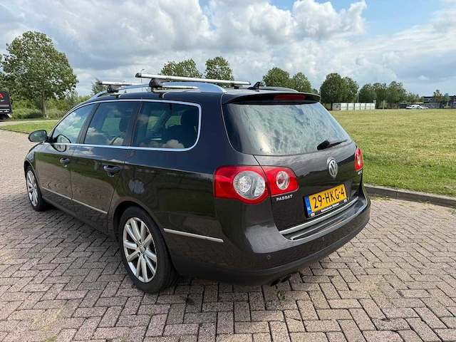 Volkswagen passat variant 2.0 tdi highline , 29-hkg-4 - afbeelding 24 van  28