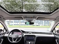 Volkswagen passat variant 2.0 tsi automaat 2021 panoramadak virtual cockpit 360°camera dodehoeksensor - afbeelding 8 van  39