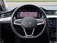 Volkswagen passat variant 2.0 tsi automaat 2021 panoramadak virtual cockpit 360°camera dodehoeksensor - afbeelding 11 van  39