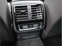 Volkswagen passat variant 2.0 tsi automaat 2021 panoramadak virtual cockpit 360°camera dodehoeksensor - afbeelding 24 van  39