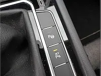 Volkswagen passat variant 2.0 tsi automaat 2021 panoramadak virtual cockpit 360°camera dodehoeksensor - afbeelding 25 van  39