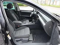 Volkswagen passat variant 2.0 tsi automaat 2021 panoramadak virtual cockpit 360°camera dodehoeksensor - afbeelding 31 van  39