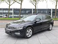 Volkswagen passat variant 2.0 tsi automaat 2021 panoramadak virtual cockpit 360°camera dodehoeksensor - afbeelding 39 van  39