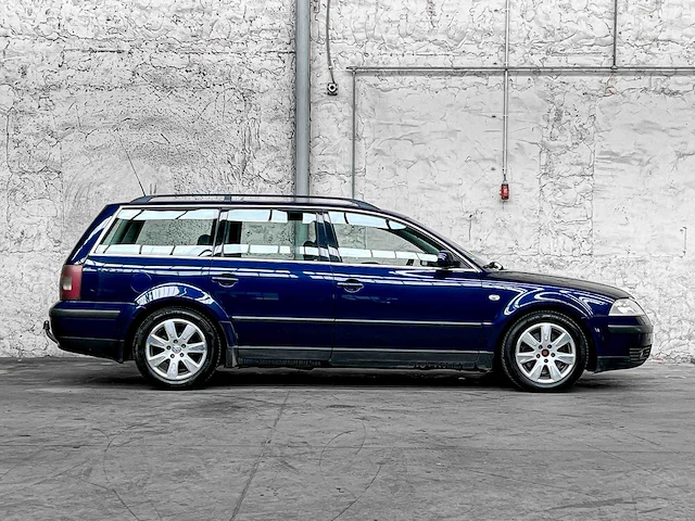 Volkswagen passat variant 2.3 v5 trendline 170pk 2001, 89-gt-dh - afbeelding 40 van  41