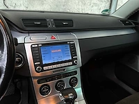Volkswagen passat variant 3.2 v6 highl. bns 4m 250pk 2007, 79-xf-vs - afbeelding 20 van  41