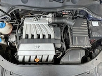 Volkswagen passat variant 3.2 v6 highl. bns 4m 250pk 2007, 79-xf-vs - afbeelding 35 van  41