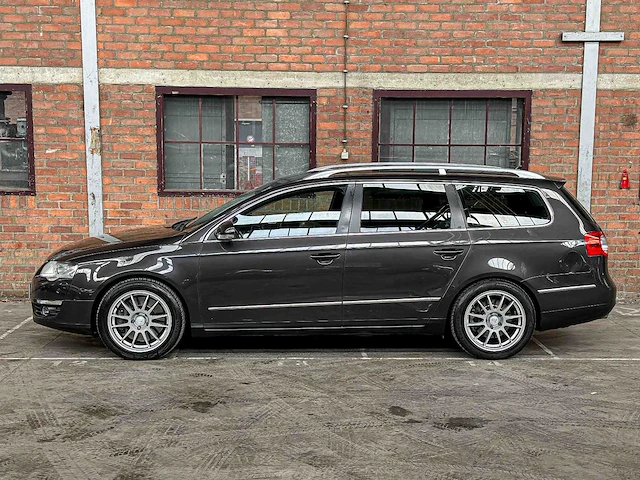 Volkswagen passat variant 3.2 v6 highline 4m r32 250pk 2009, 89-hng-2 - afbeelding 8 van  41