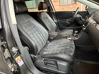 Volkswagen passat variant 3.2 v6 highline 4m r32 250pk 2009, 89-hng-2 - afbeelding 32 van  41