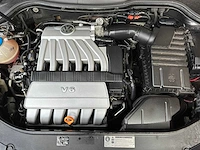 Volkswagen passat variant 3.2 v6 highline 4m r32 250pk 2009, 89-hng-2 - afbeelding 35 van  41