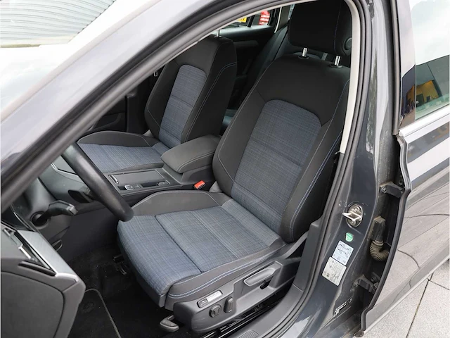 Volkswagen passat variant gte 1.4 tsi phev 218pk automaat 2020 - afbeelding 4 van  38