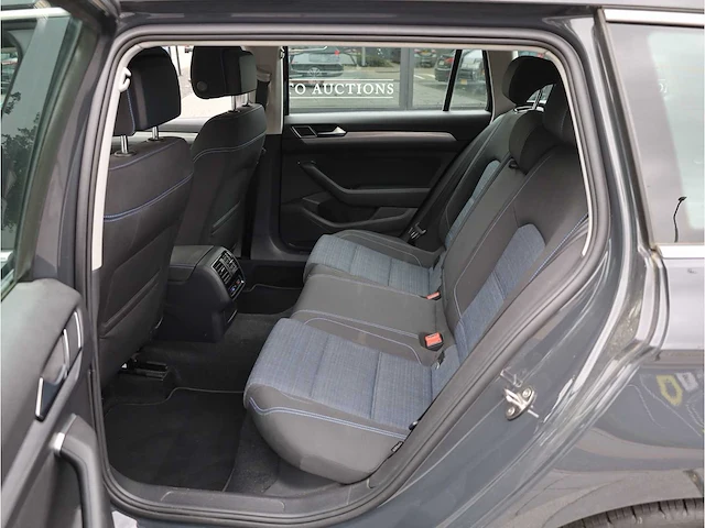 Volkswagen passat variant gte 1.4 tsi phev 218pk automaat 2020 - afbeelding 25 van  38