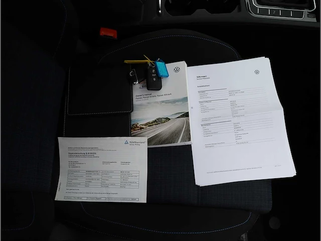 Volkswagen passat variant gte 1.4 tsi phev 218pk automaat 2020 - afbeelding 26 van  38
