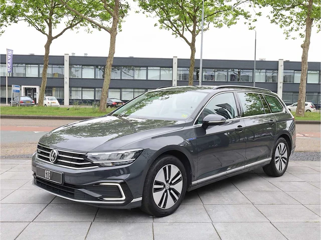 Volkswagen passat variant gte 1.4 tsi phev 218pk automaat 2020 - afbeelding 38 van  38
