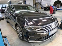 Volkswagen passat variant gte 1.4 tsi phev 218pk automaat 2020 - afbeelding 13 van  18