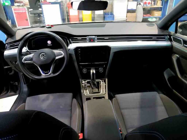 Volkswagen passat variant gte 1.4 tsi phev 218pk automaat 2020 - afbeelding 15 van  18