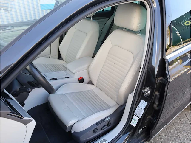 Volkswagen passat variant gte 1.4 tsi phev 218pk automaat 2020 - afbeelding 5 van  49