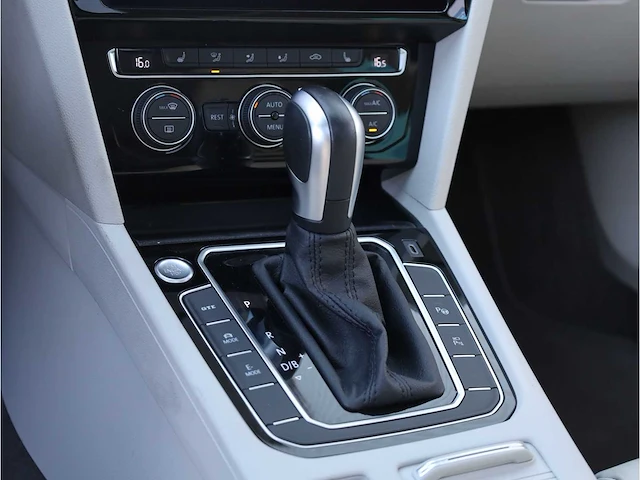 Volkswagen passat variant gte 1.4 tsi phev 218pk automaat 2020 - afbeelding 14 van  49