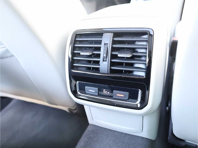 Volkswagen passat variant gte 1.4 tsi phev 218pk automaat 2020 - afbeelding 28 van  49