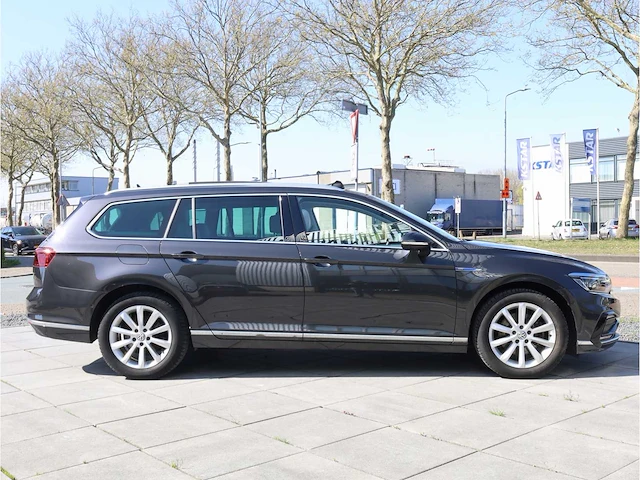 Volkswagen passat variant gte 1.4 tsi phev 218pk automaat 2020 - afbeelding 46 van  49