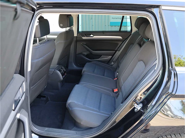 Volkswagen passat variant gte 1.4 tsi phev 218pk automaat 2020 - afbeelding 28 van  34