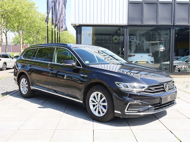 Volkswagen passat variant gte 1.4 tsi phev 218pk automaat 2020 - afbeelding 32 van  34