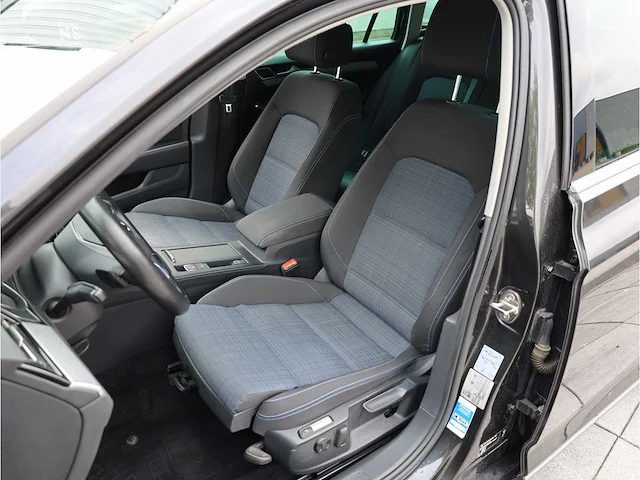 Volkswagen passat variant gte 1.4 tsi phev 218pk automaat 2020 - afbeelding 5 van  40