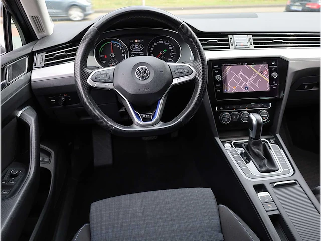Volkswagen passat variant gte 1.4 tsi phev 218pk automaat 2020 - afbeelding 8 van  40