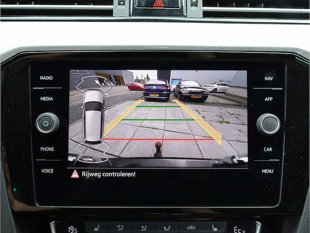 Volkswagen passat variant gte 1.4 tsi phev 218pk automaat 2020 - afbeelding 14 van  40