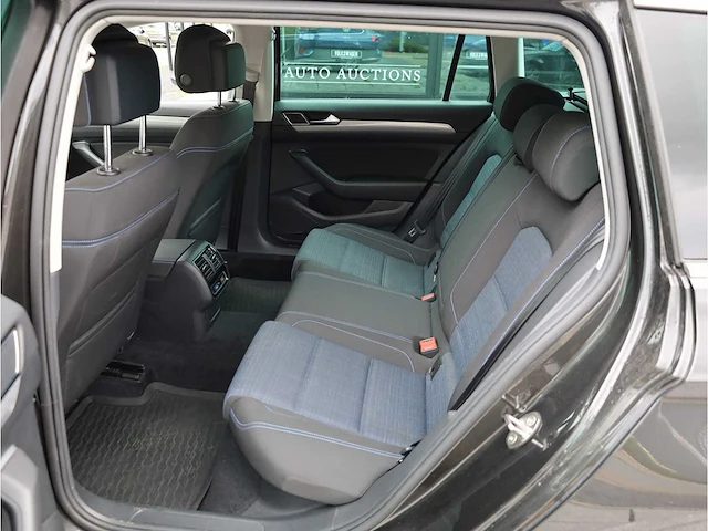 Volkswagen passat variant gte 1.4 tsi phev 218pk automaat 2020 - afbeelding 30 van  40