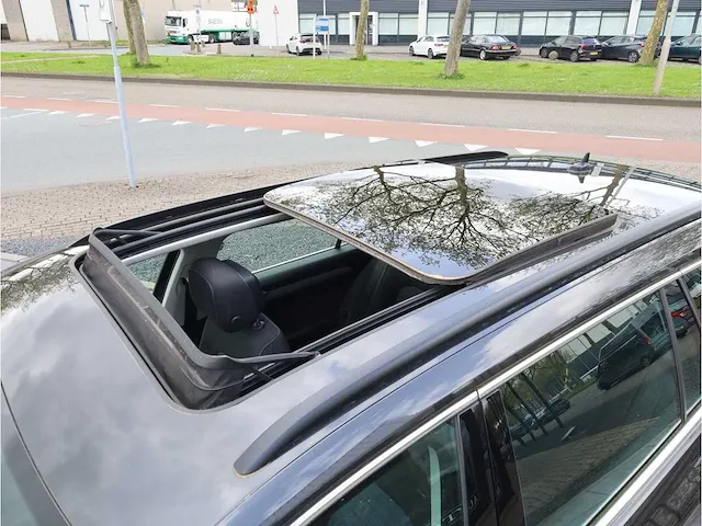 Volkswagen passat variant gte 1.4 tsi phev 218pk automaat 2021 panodak camera massage stoel&stuurverwarming - afbeelding 2 van  33