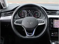 Volkswagen passat variant gte 1.4 tsi phev 218pk automaat 2021 panodak camera massage stoel&stuurverwarming - afbeelding 11 van  33