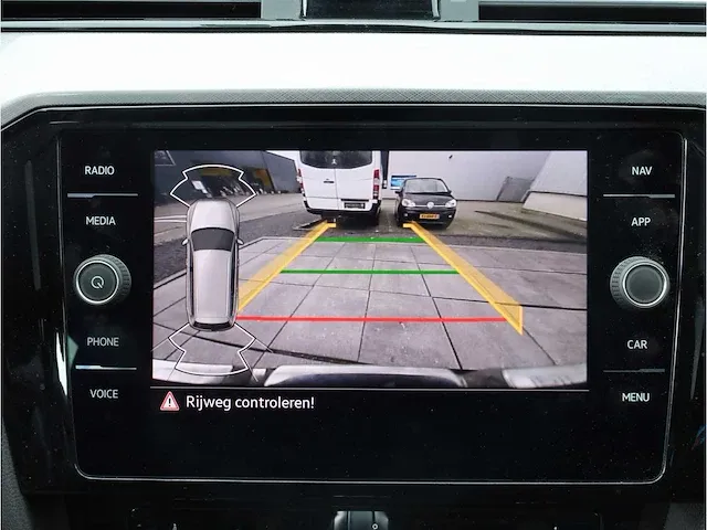 Volkswagen passat variant gte 1.4 tsi phev 218pk automaat 2021 panodak camera massage stoel&stuurverwarming - afbeelding 16 van  33