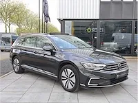 Volkswagen passat variant gte 1.4 tsi phev 218pk automaat 2021 panodak camera massage stoel&stuurverwarming - afbeelding 31 van  33