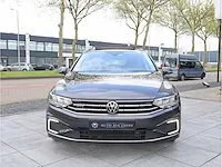 Volkswagen passat variant gte 1.4 tsi phev 218pk automaat 2021 panodak camera massage stoel&stuurverwarming - afbeelding 32 van  33