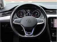 Volkswagen passat variant gte 1.4 tsi phev 218pk automaat 2021 - afbeelding 8 van  33