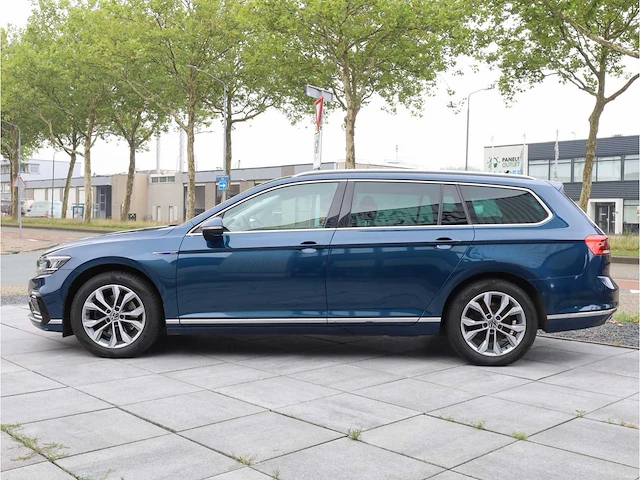 Volkswagen passat variant gte 1.4 tsi phev 218pk automaat 2021 - afbeelding 12 van  33