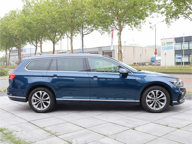 Volkswagen passat variant gte 1.4 tsi phev 218pk automaat 2021 - afbeelding 30 van  33