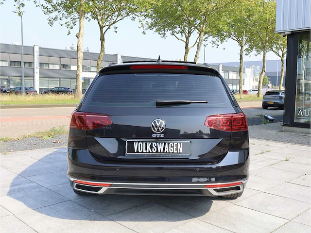 Volkswagen passat variant gte 1.4 tsi phev 218pk automaat 2021 - afbeelding 31 van  36