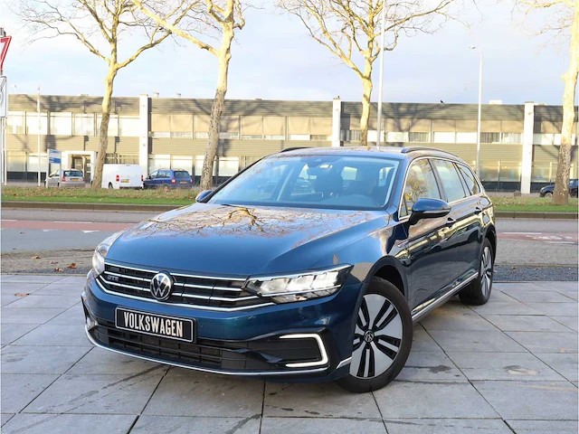 Volkswagen passat variant gte 1.4 tsi phev 218pk automaat 2021 - afbeelding 1 van  30