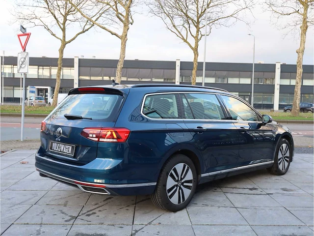 Volkswagen passat variant gte 1.4 tsi phev 218pk automaat 2021 - afbeelding 26 van  30