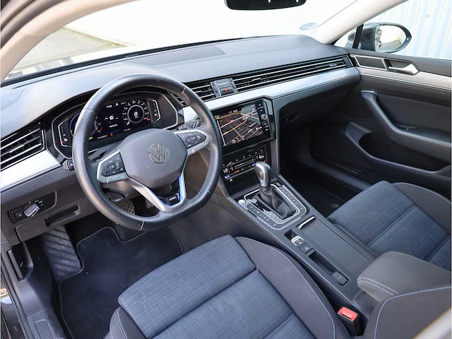 Volkswagen passat variant gte 1.4 tsi phev 218pk automaat 2021 - afbeelding 2 van  43